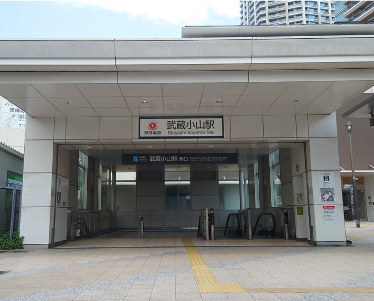 駅からすぐの通いやすさ